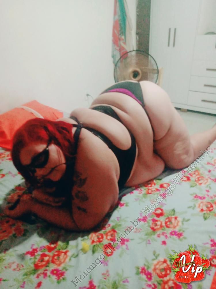 Acompanhantes em  - 