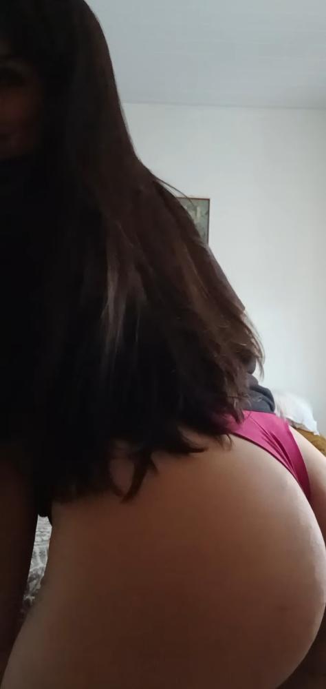 Acompanhantes em  - 