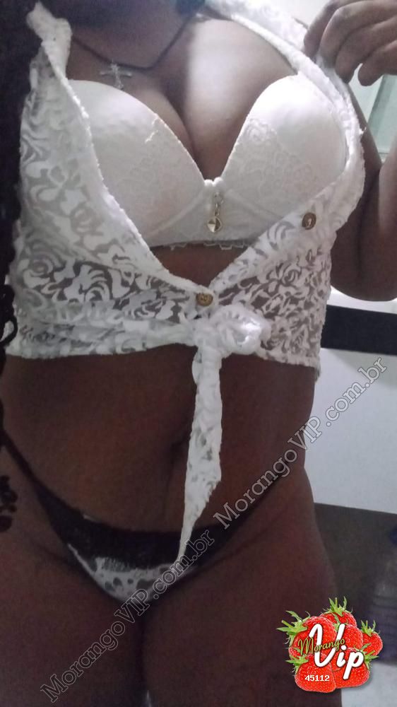 Acompanhantes em  - 