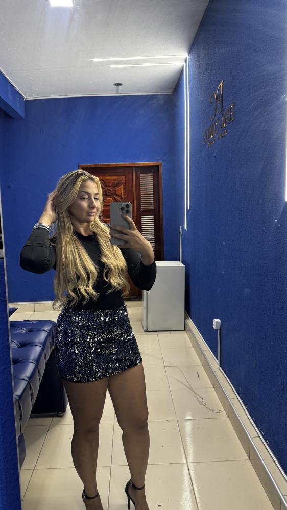 Acompanhantes em  - 