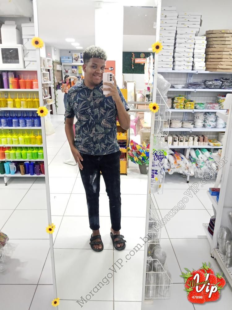 Acompanhantes em  - 