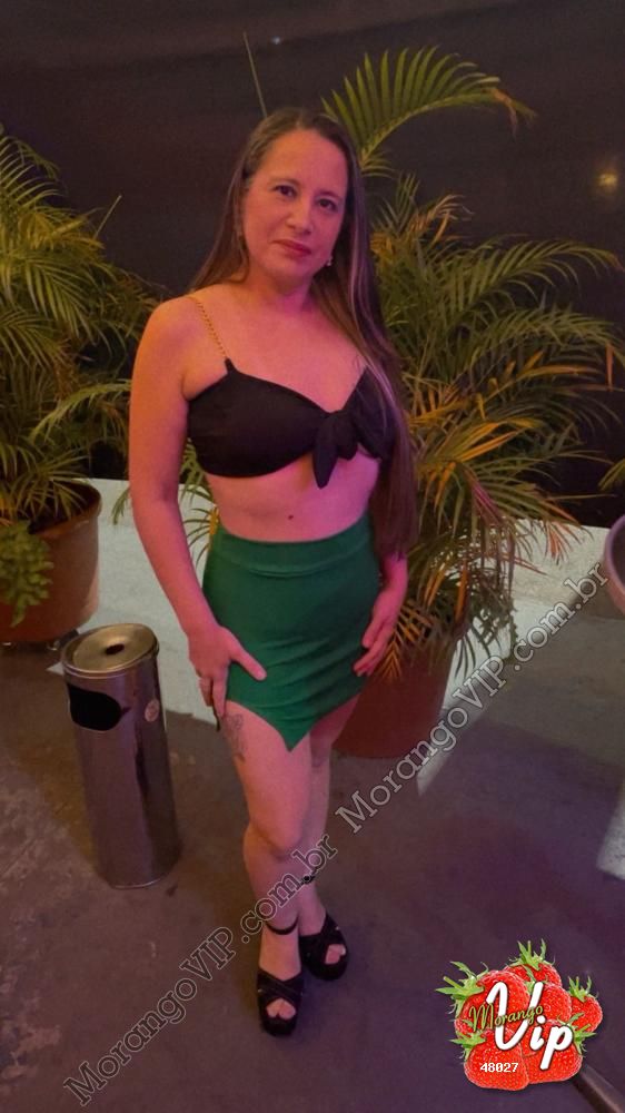 Acompanhantes em  - 