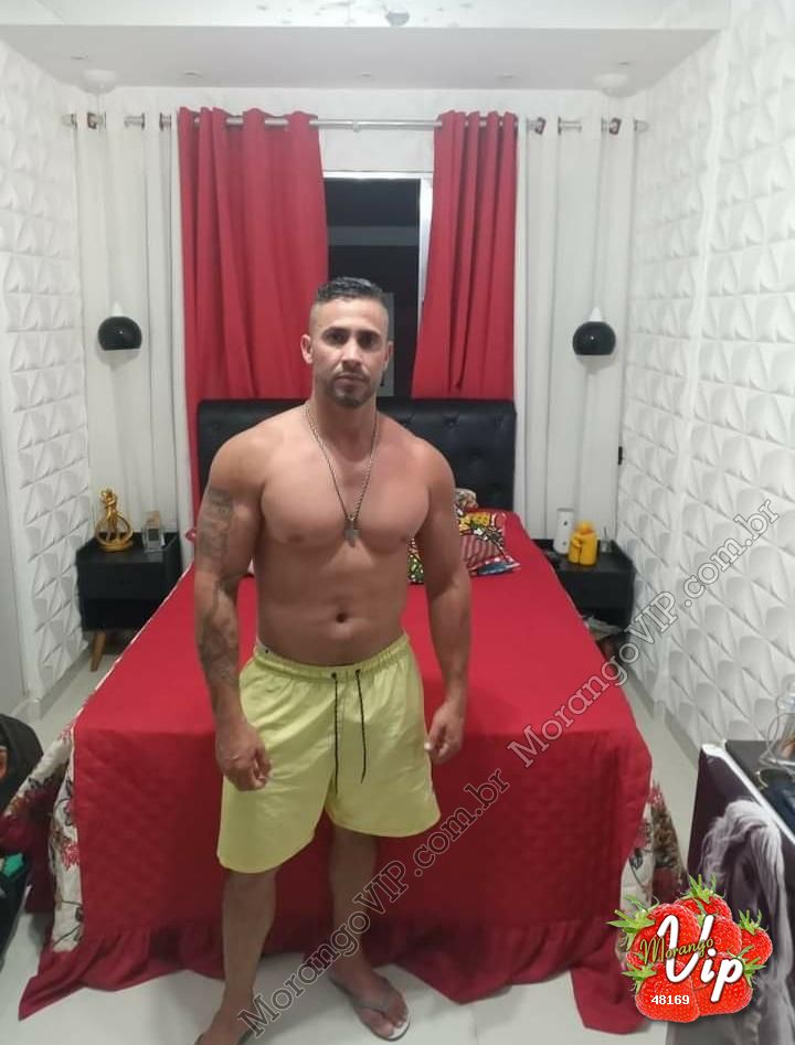 Acompanhantes em  - 