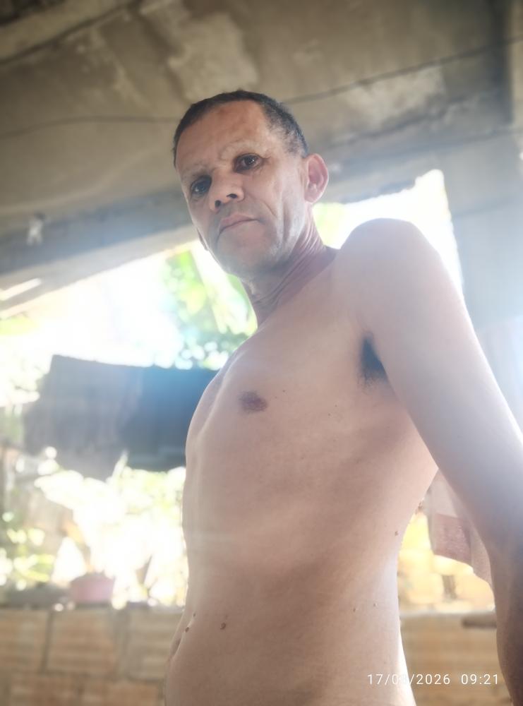 Acompanhantes em  - 