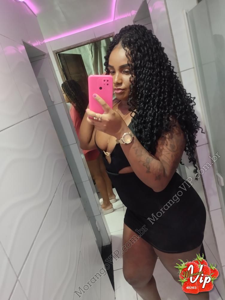 Acompanhantes em  - 