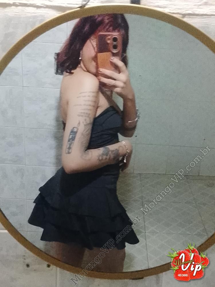 Acompanhantes em  - 