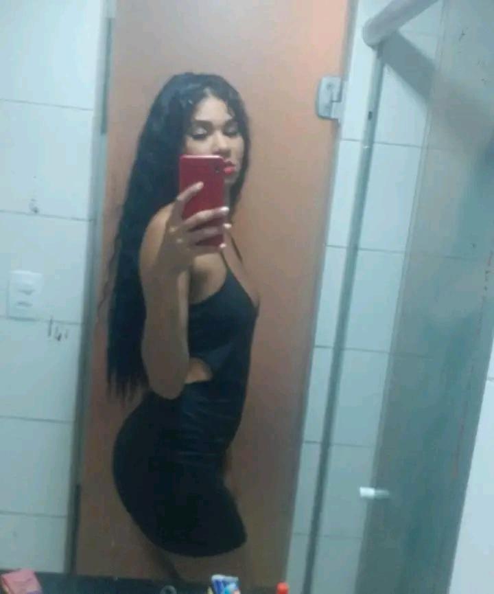 Acompanhantes em  - 
