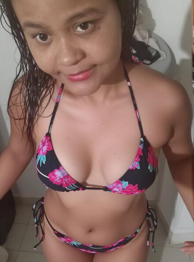 Acompanhantes em  - 