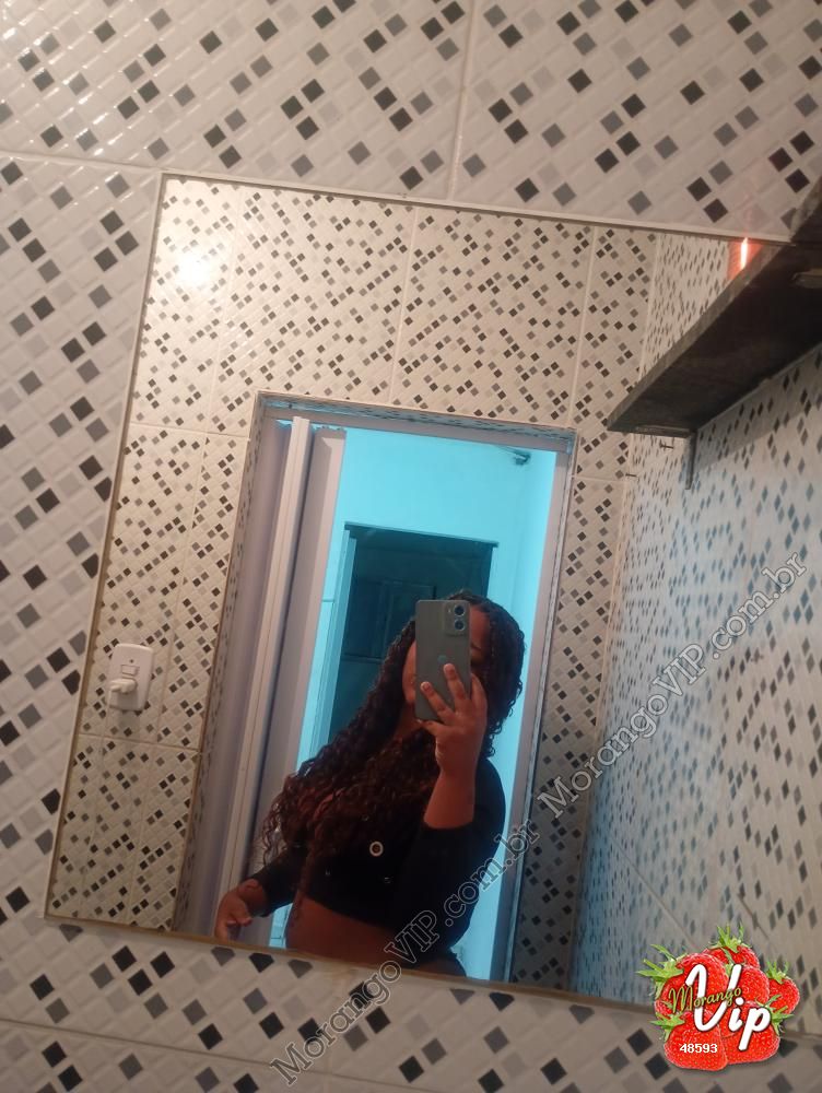 Acompanhantes em  - 