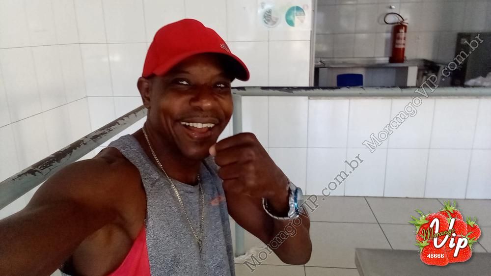 Acompanhantes em  - 