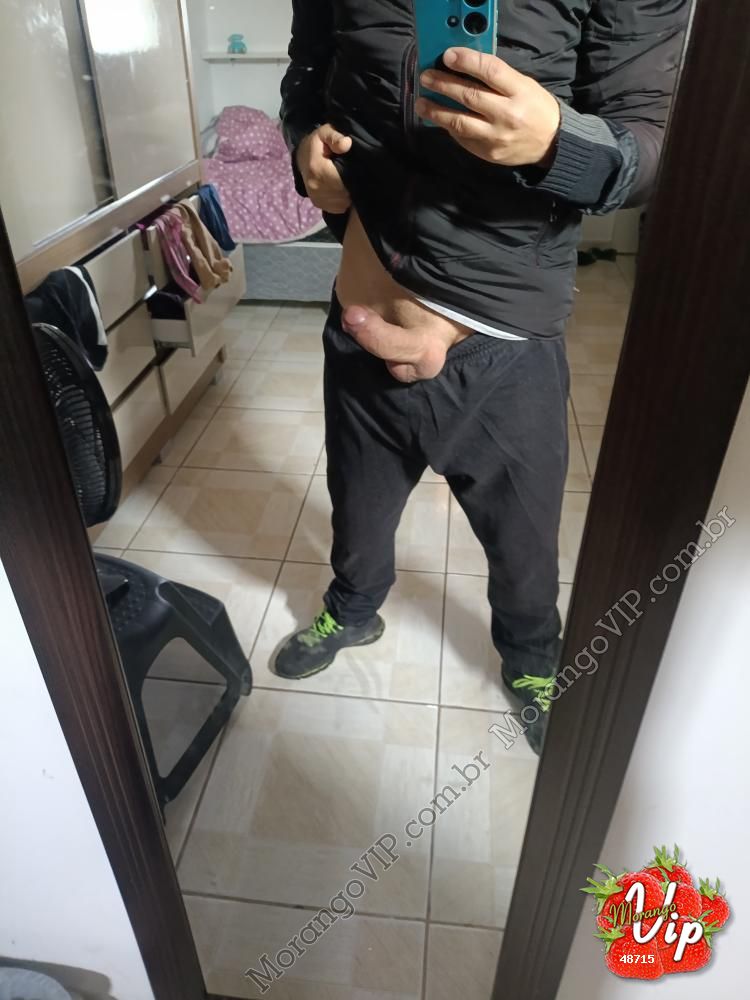 Acompanhantes em  - 