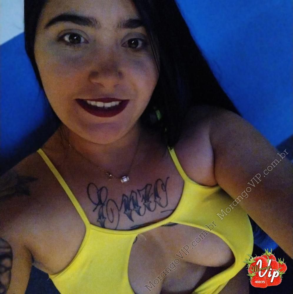 Acompanhantes em  - 