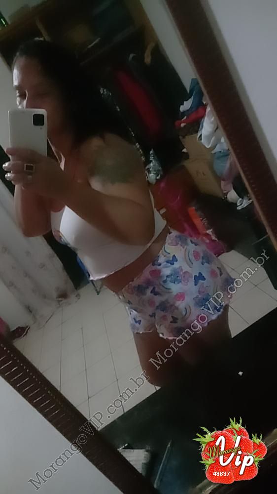 Acompanhantes em  - 