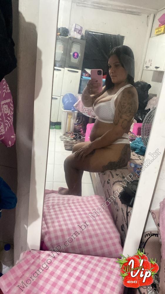 Acompanhantes em  - 