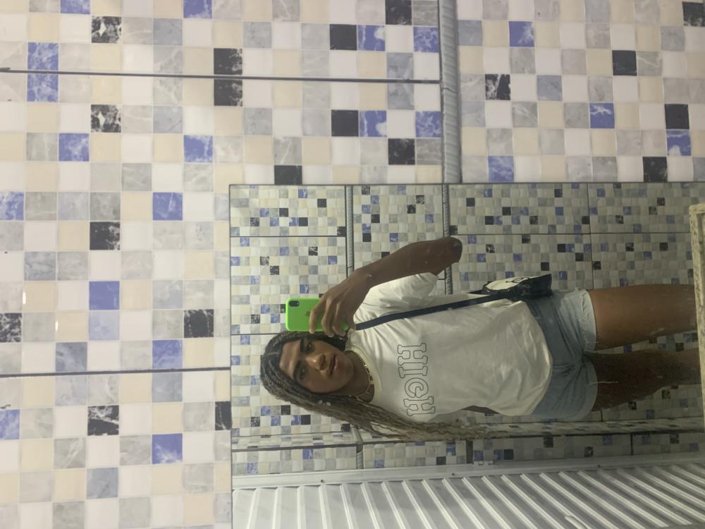 Acompanhantes em  - 