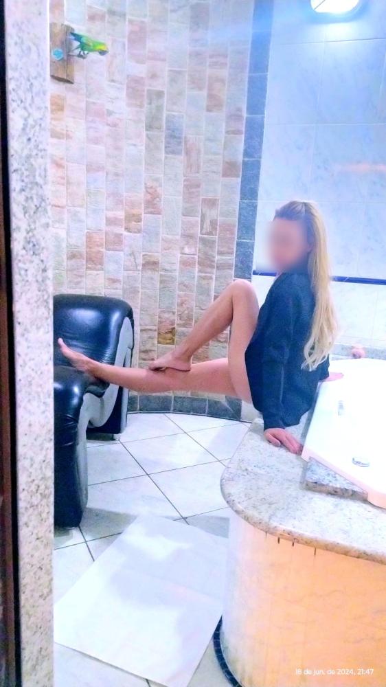 Acompanhantes em  - 